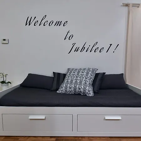 Jubilee 1 *